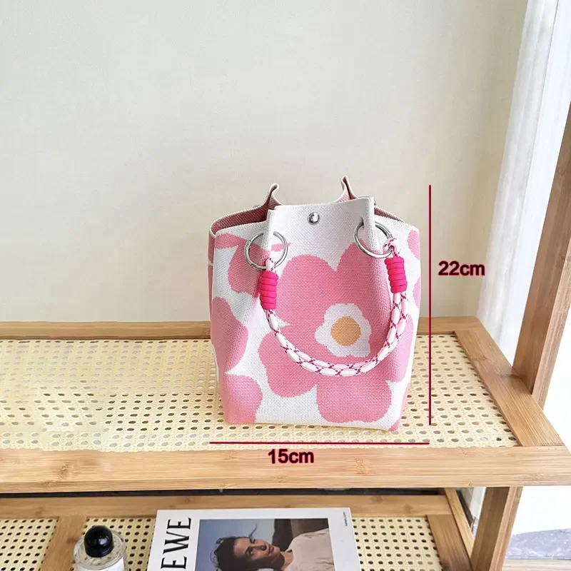 

Butterfly Women's Vintage Floral Knit Tote Bag - Lightweight Polyester with Adjustable Woven Shoulder Straps & Metal Rings