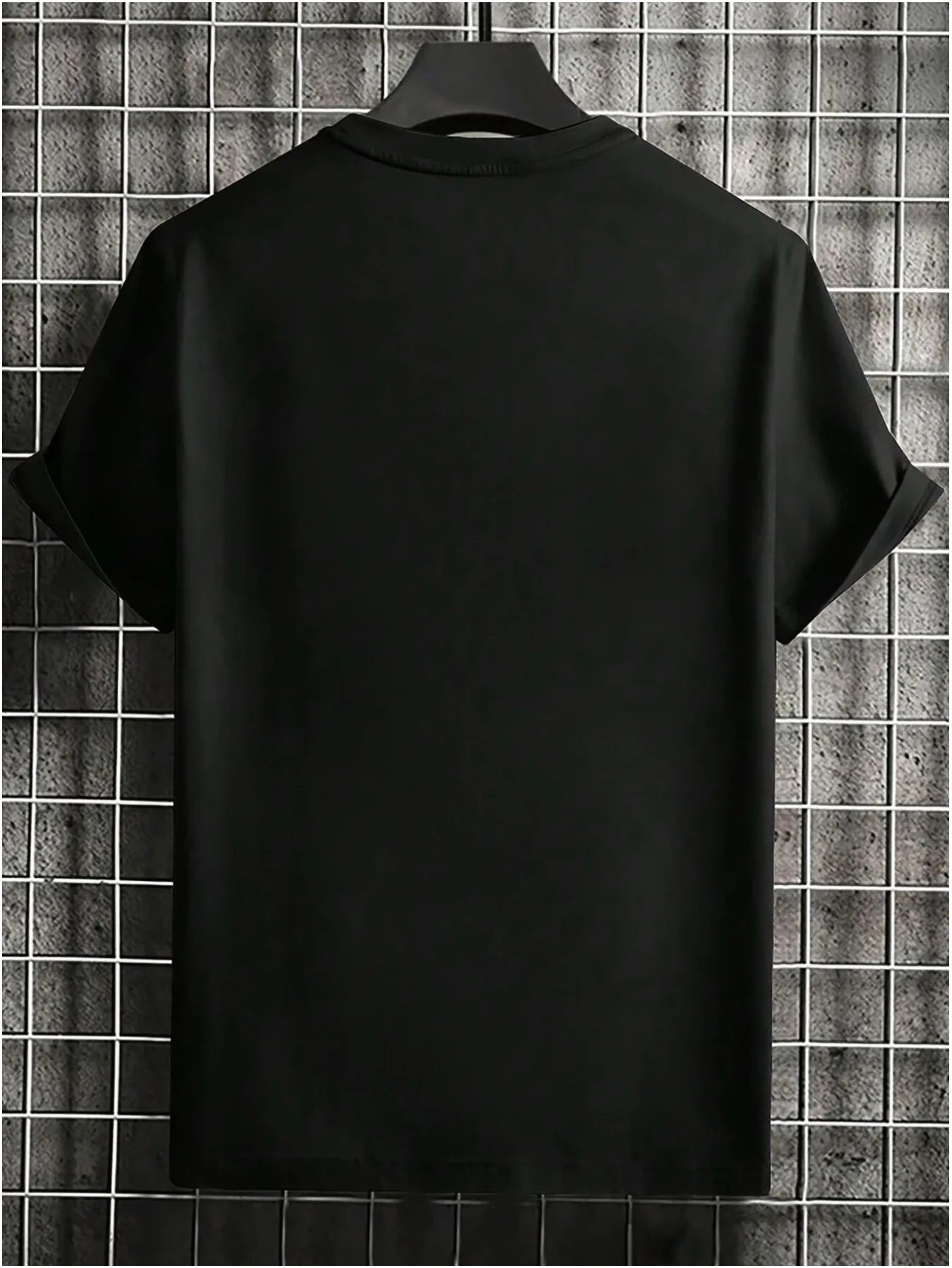 Men'S T-Shirt Made of 100% Featuring a Street Style Design - Back Print with a Skull And Piston Pattern Saying 