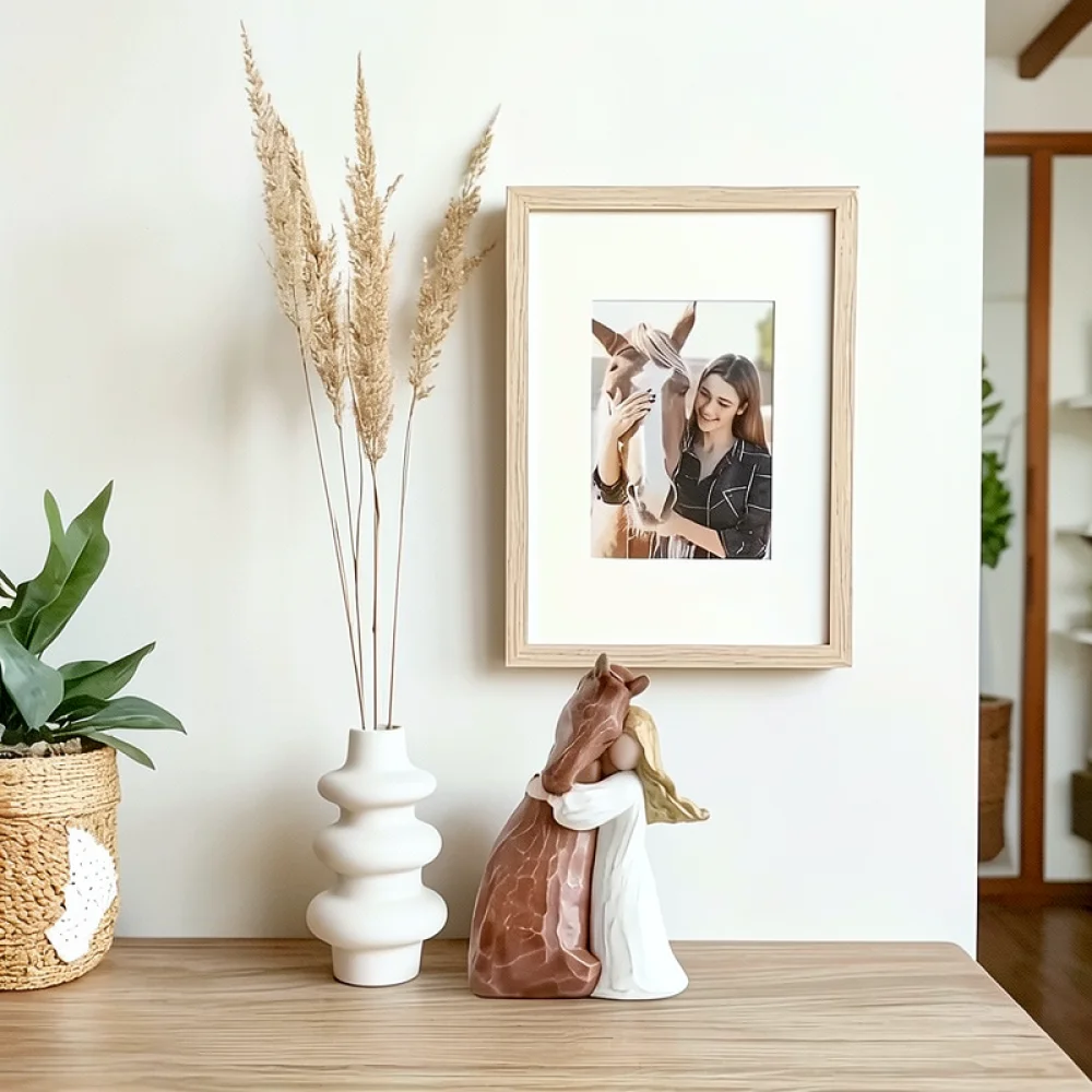 Artistic Resin Girl Hugging Horse Sculpture Creative Statue For Home Office Decoration Modern Desk Ornament Gift