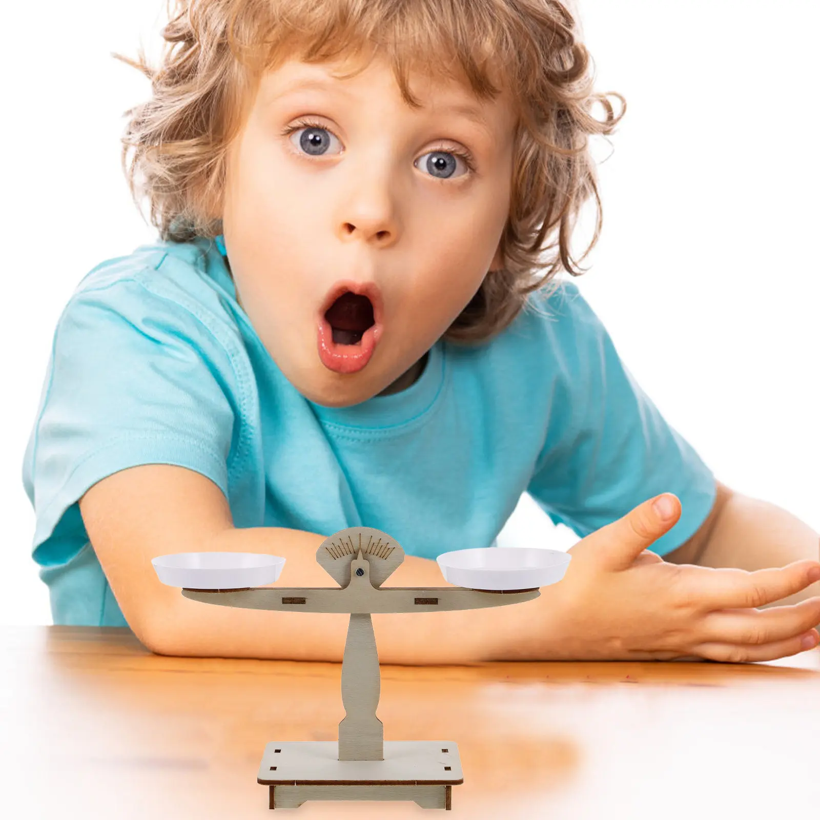 

Деревянные весы-балансир для детей, набор Монтессори, инструмент для научных экспериментов в раннем детском возрасте с фиксатором