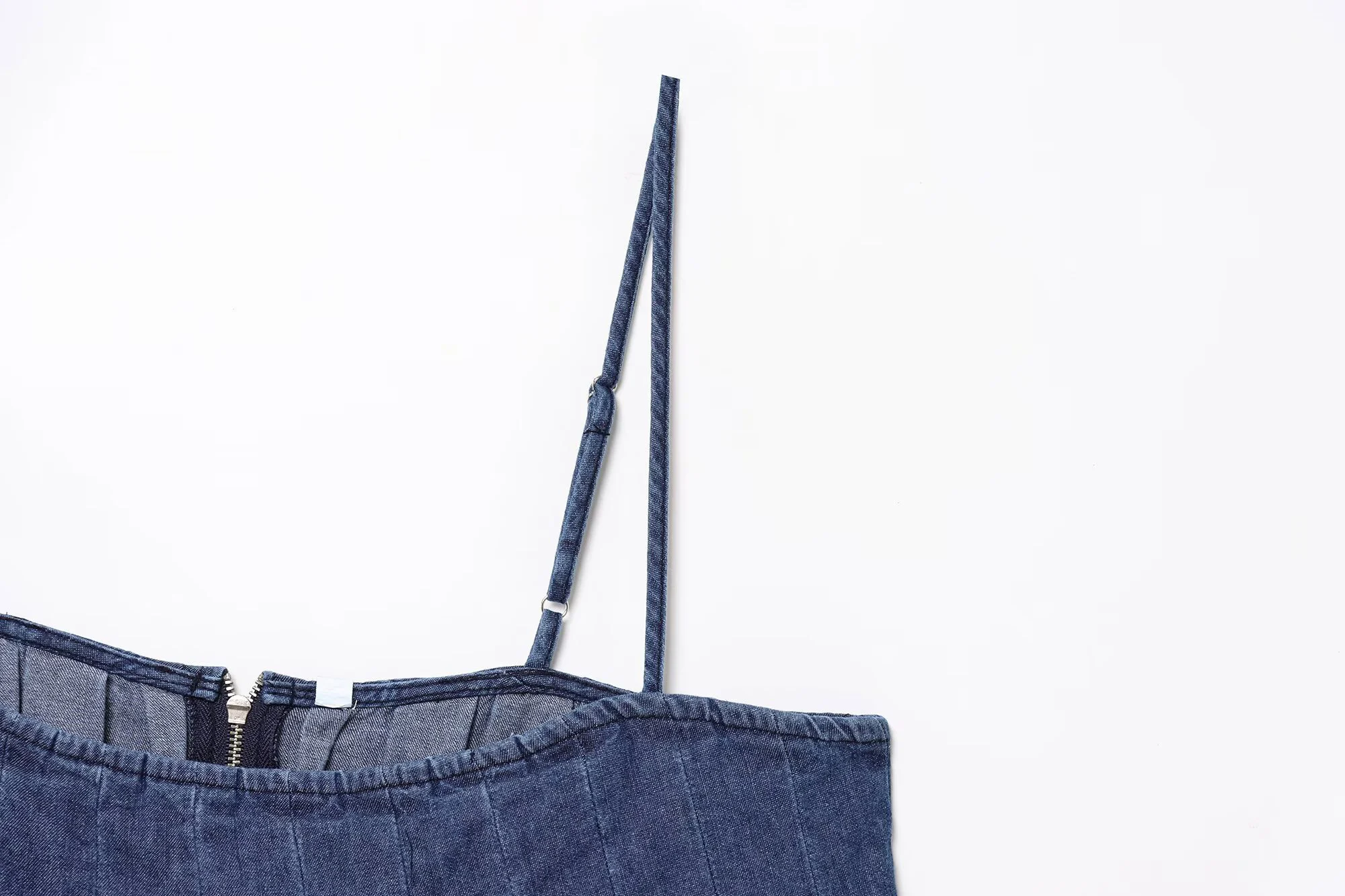 Abito corto da donna primavera ed estate nuova moda casual semplice denim collo dritto senza schienale con bretelle sottili