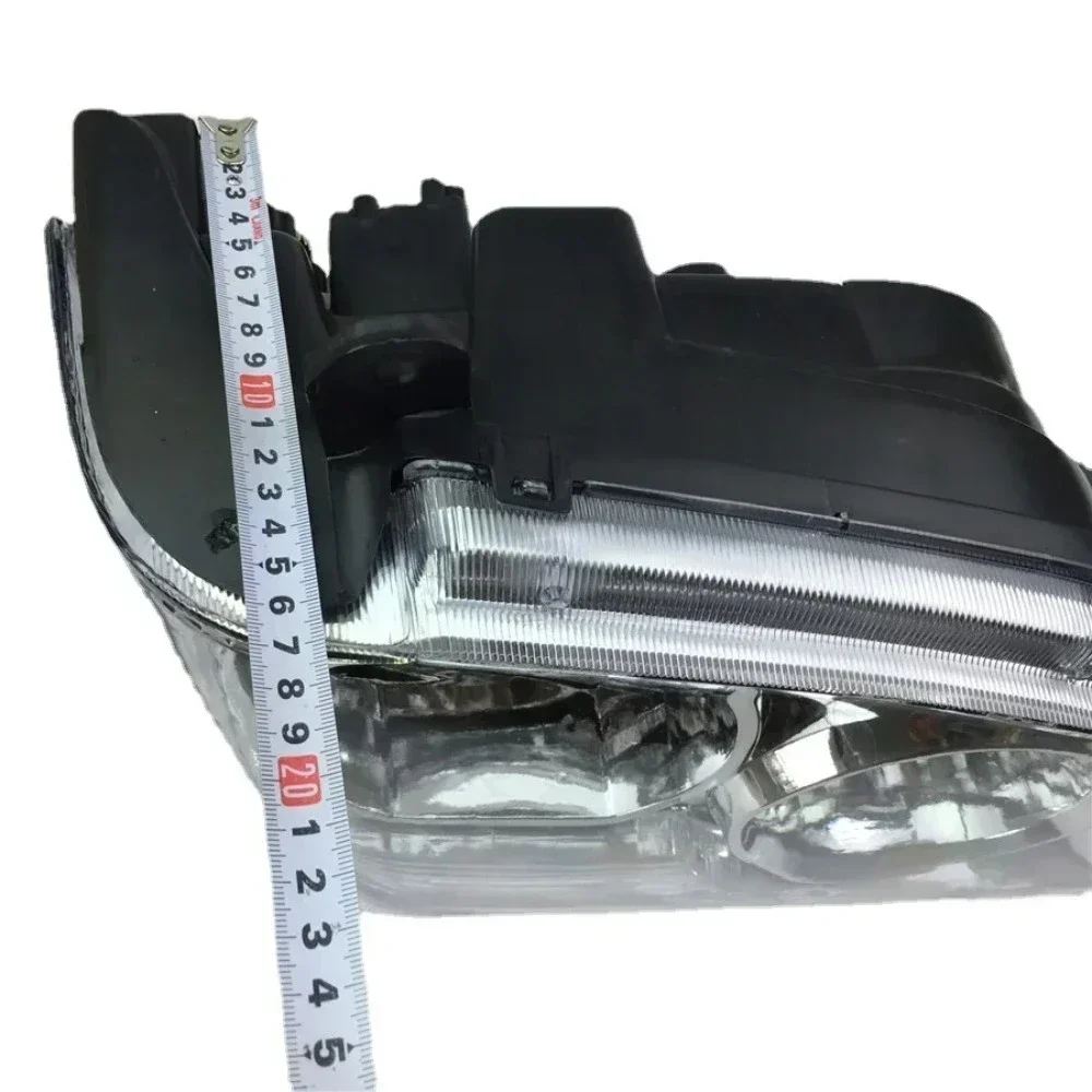 1SET For Wuling Light Automobile Headlight Assembly 637,163,766,400 Headlight 6376nf E3 Accessories