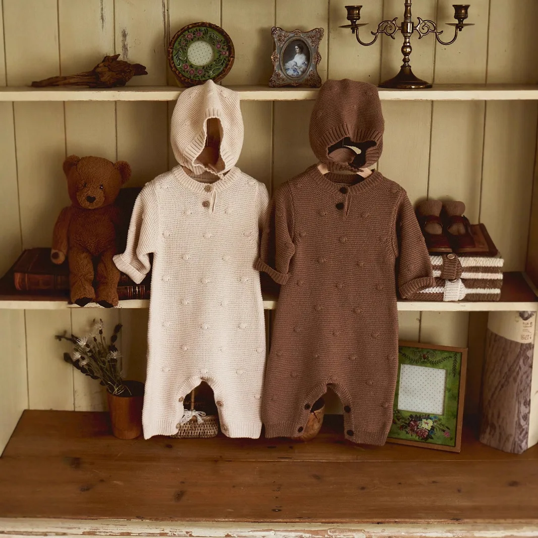 

2026 Spring Autumn Knit Baby Romper Newborn Baby Clothing Retro Polka Dot Long Onesie Sweater Baby Sweater Crawling Suit