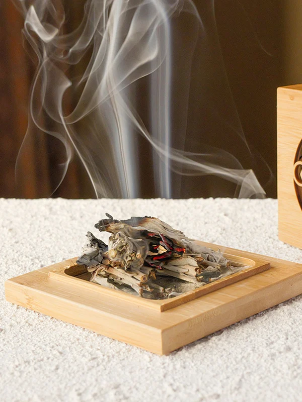 

Sage Smuing Box Holy Wood Set Crystal Purin Energy Furnace Disk Incense Holder Hollow out Geometry Ornament