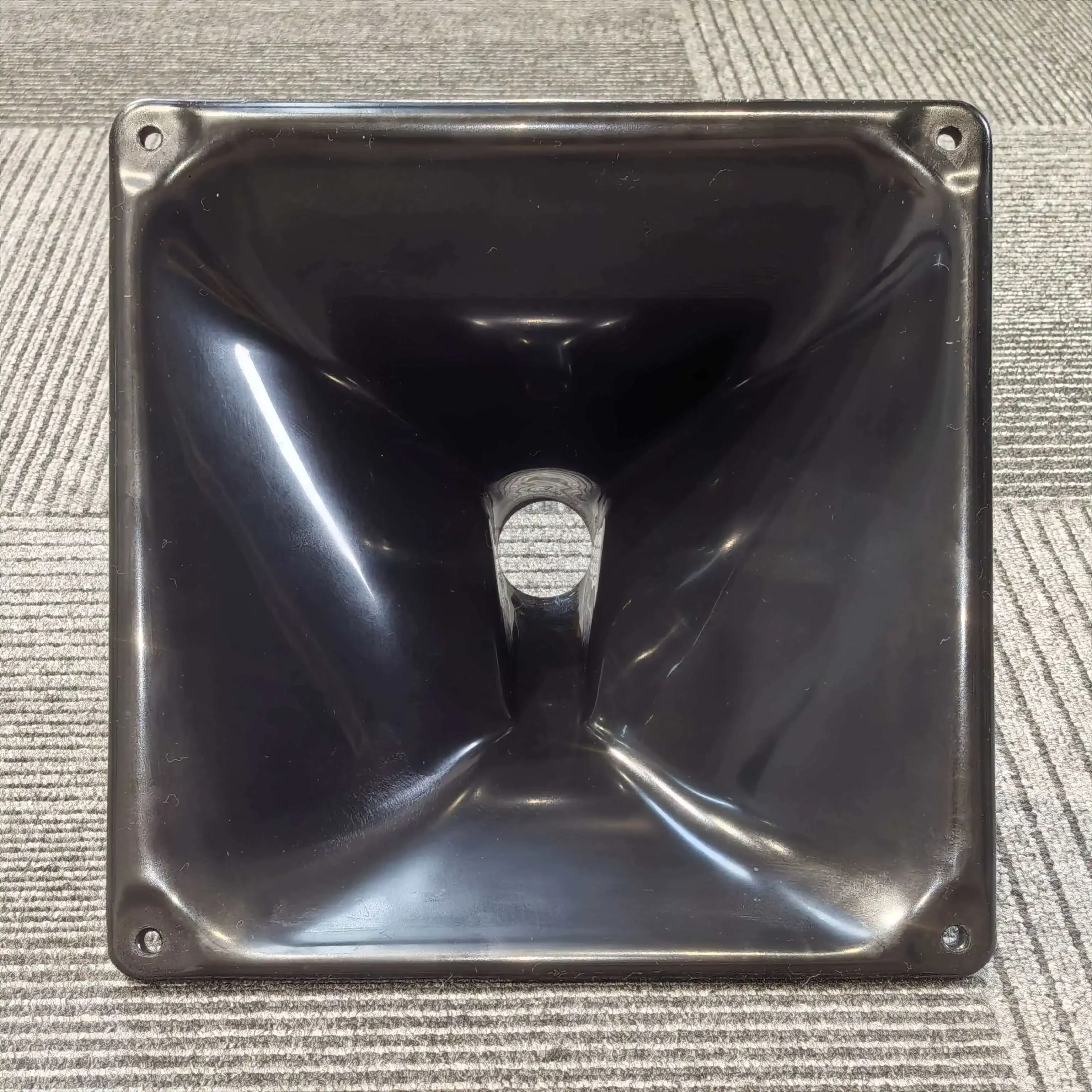 MW Audio 1"/1,4" Bühnenhorn mit Doppelröhre, 55 ° /110 ° x 50 ° Breitbandiger Wellenleiter für Profi-Lautsprecher – Detail 12