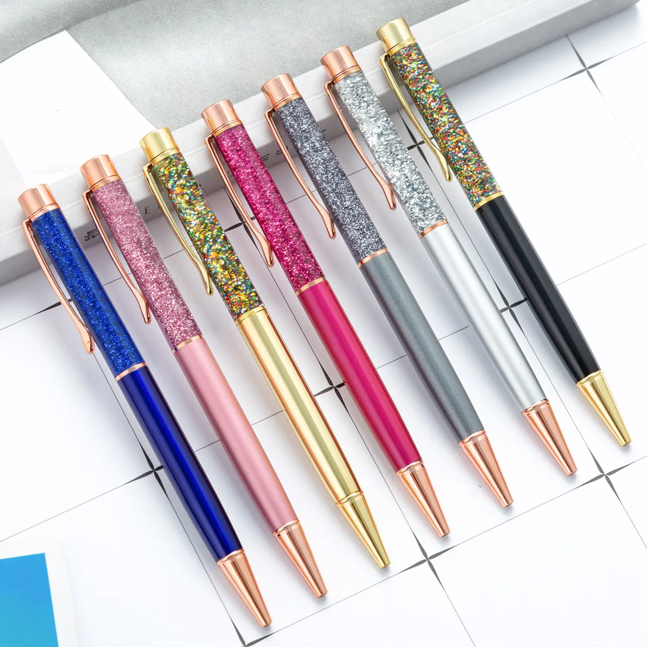 100Pcs Custom Quicksand Creative Pen Colorful Oil-Soluble Gold Powder Ballpoint Pen Black Ink 1mm Personalized Promotional Gifts