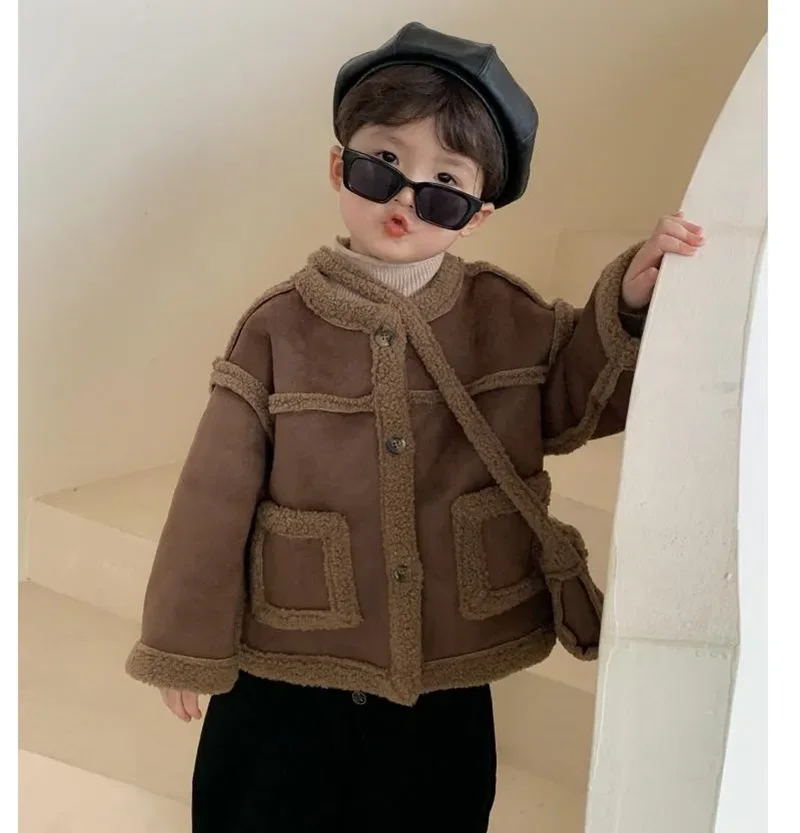 Autumn and Winter Children's Velvet Coat Fashion New Style Boys' Warm Fur Integrated Velvet Thick Cotton Jacket 90-130CM