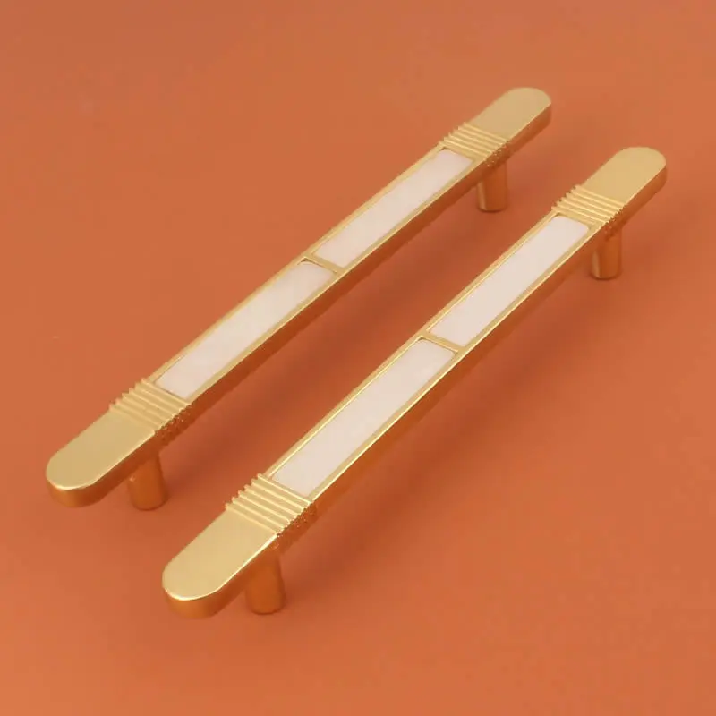 Light Luxury Shell Gold Handle Semi-circular Wardrobe Cabinet Door Drawer Pulls Clover Round Knobs Decor Furniture Handles