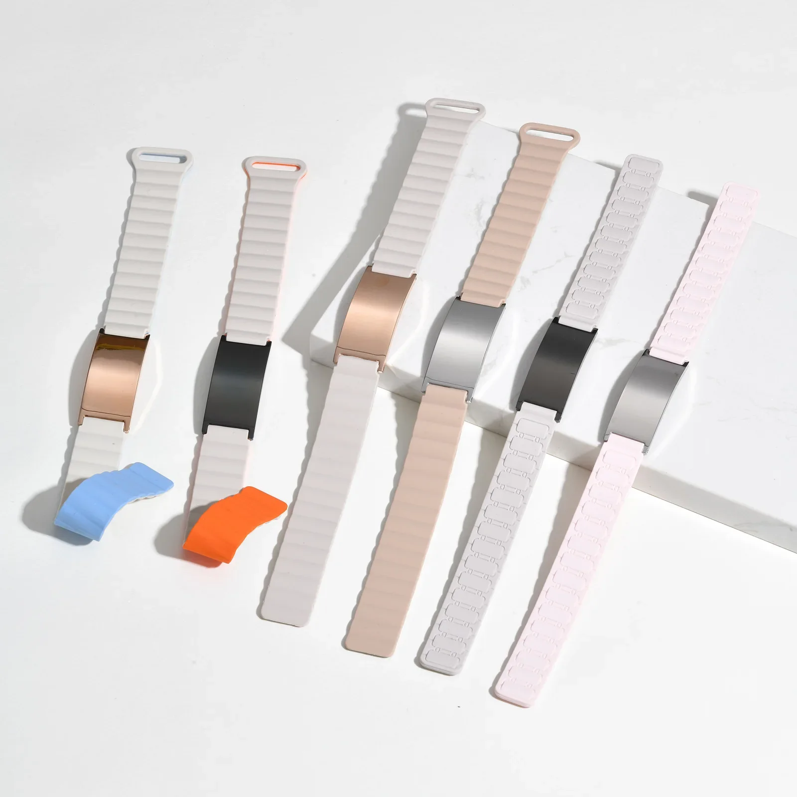 Personalized Medical Alert ID Bracelets for Men Women With QR Code, Customzied Picture Name Bracelets Silicone Wristband