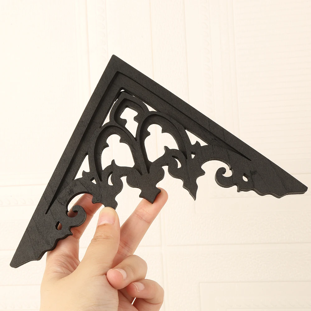 Cross-Border Dark Gothic Triangular Carved Wall Decor for Retro Home Use - view 4
