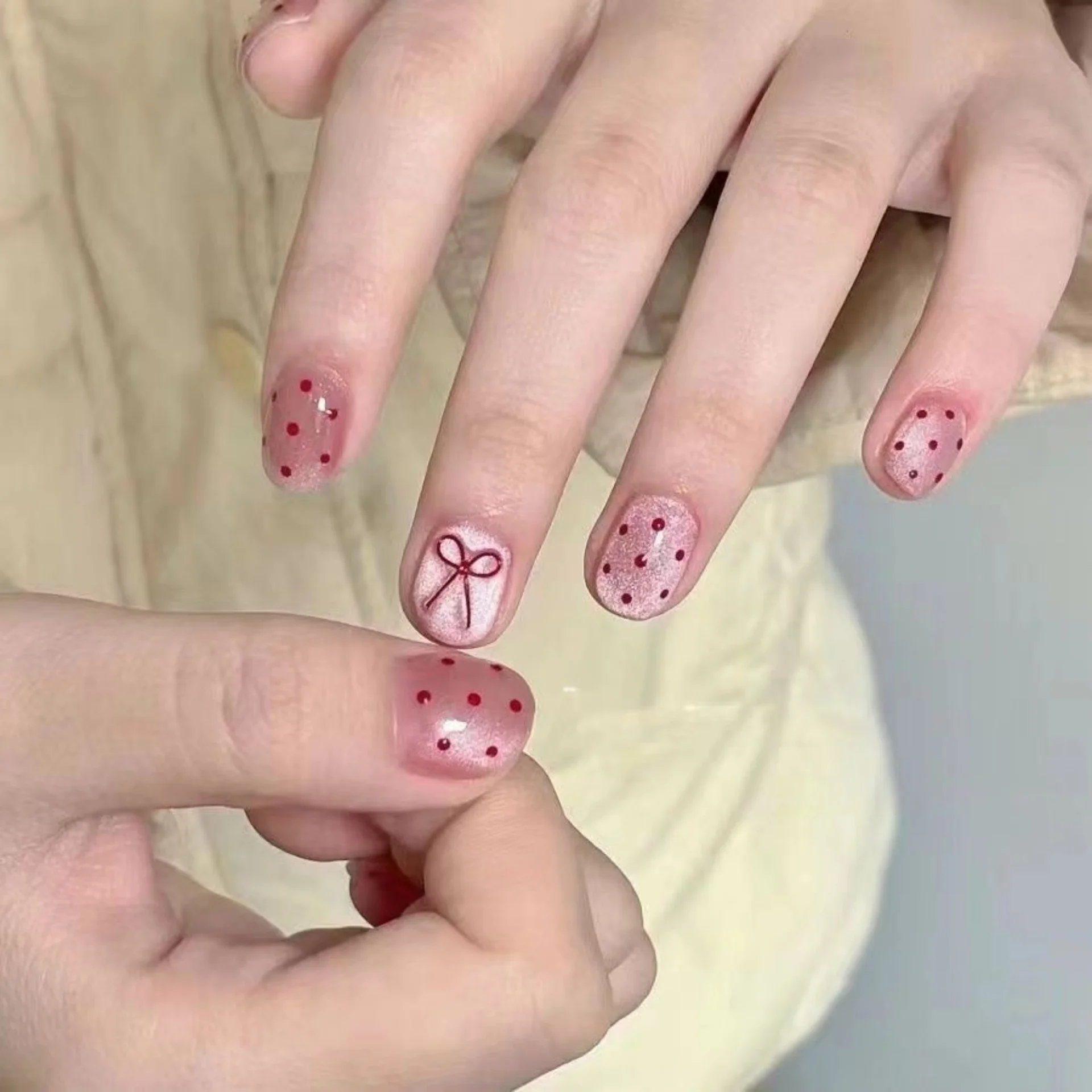 

10pcs Handmade Press on Nails Short Square Polka Dot Bow Full Cover Fake Nail Tips for Women&Girl Cat's Eye Removable False Nail