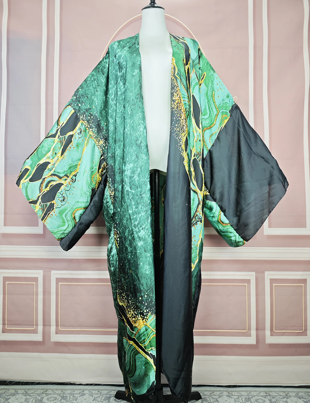 

2024 Popular African Women Fashion Summer Green Silk Printed Open Front Loose Cardigans Plus Size Kuwait Muslim Lady long Kimono