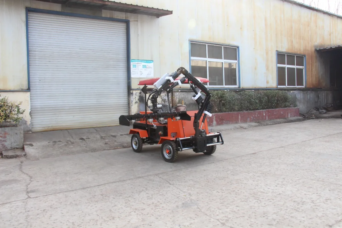 Self-Propelled Vehicle-Mounted Hedge Trimmer Quick-Attach System Boom Arm For Urban Powerline Corridor Clearing