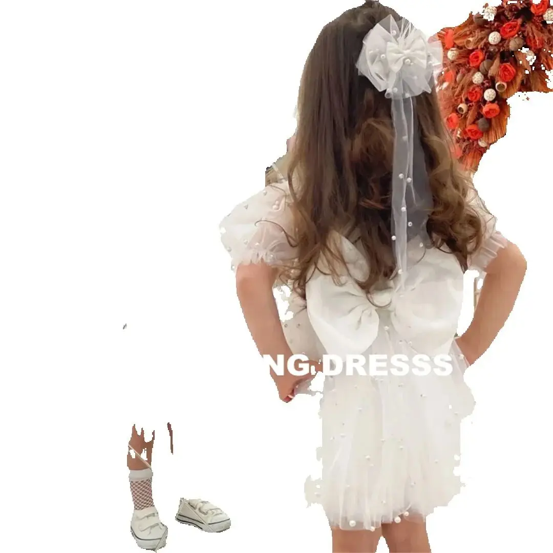 女の子のための白いチュールの花のドレス,結婚式,誕生日パーティー,聖体拝領,カスタマイズされた女の子のドレスのためのパフスリーブと弓