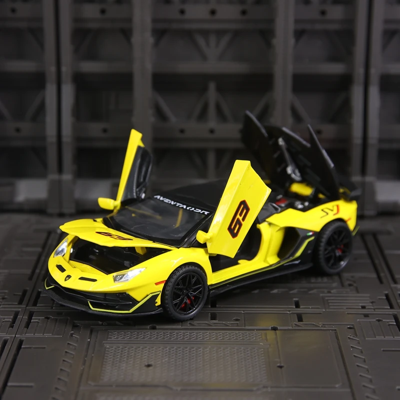 1:32 Lamborghini SVJ63 Legierungsautomodell Supercar, Kinderspielzeug hat simulierte Ton- und Beleuchtungsfunktionen