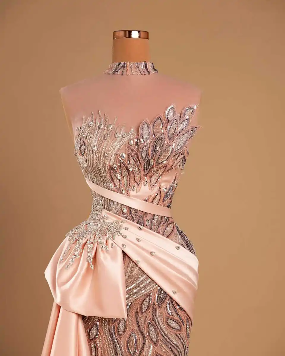 Designer Evening Dresses High Sheer Neck Sleeveless Gown Sequins Appliques Crystal Sweep Train Dress Party Customized Dress