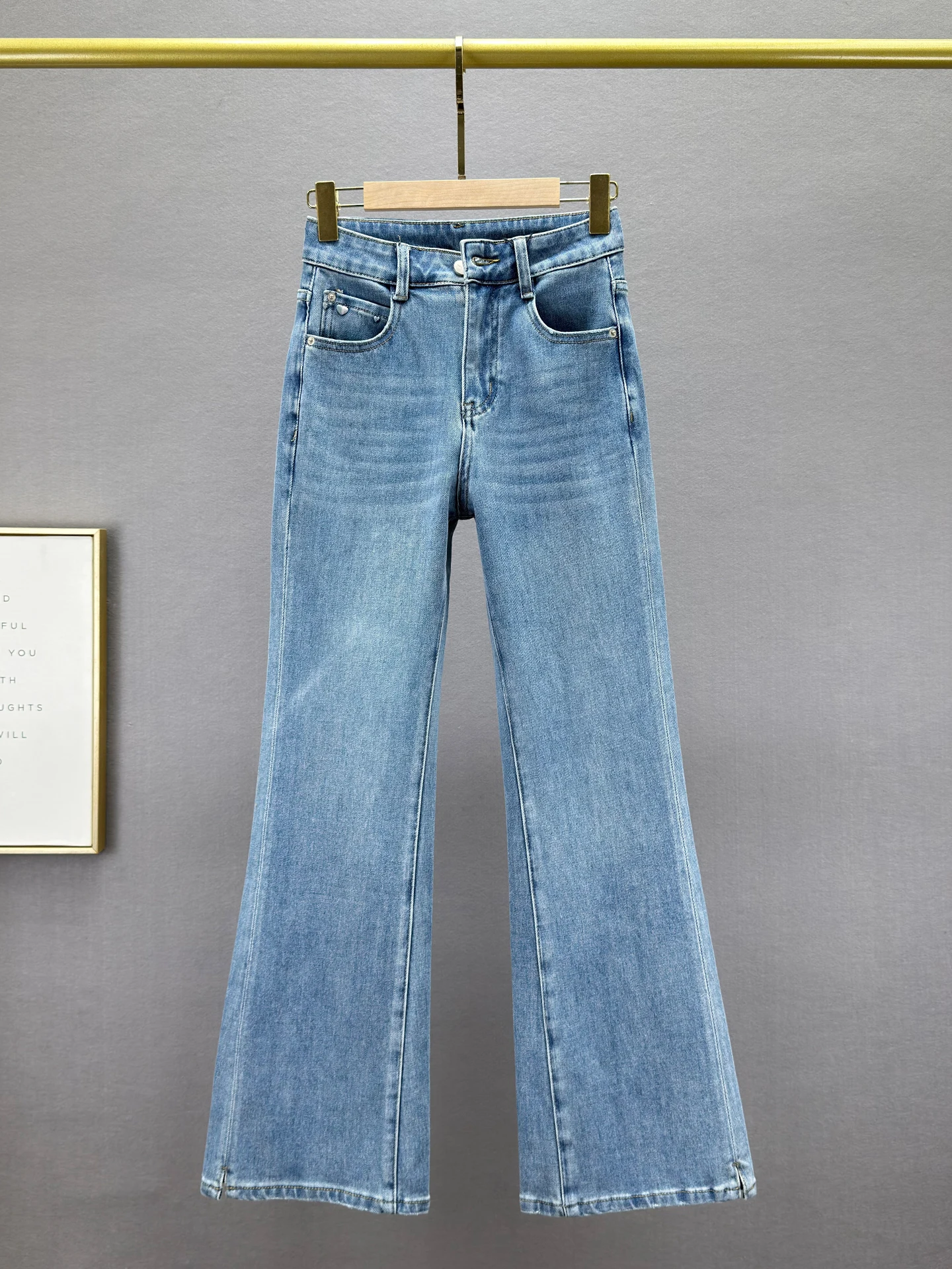 

Женские джинсы с высокой талией, облегающие, из денима, весна 2026, новые, эластичные в четырех направлениях, винтажные, слегка расклешенные брюки