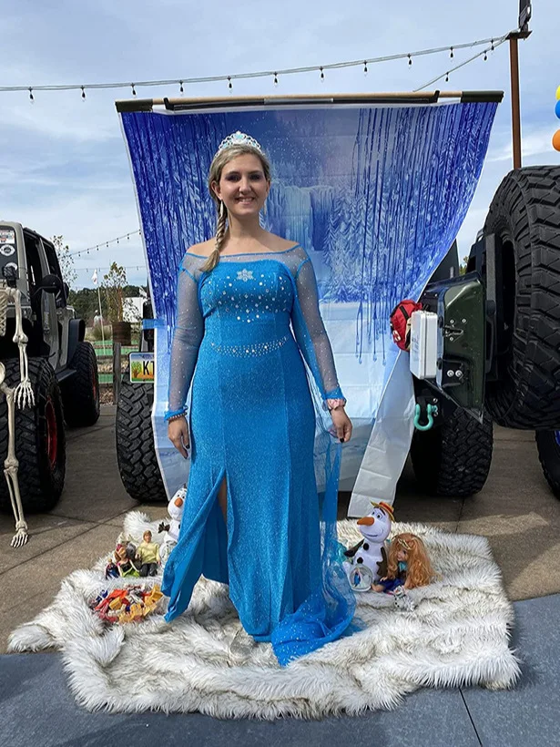 女性のためのエルザ姫のドレス,ハロウィーンの衣装,大きいサイズ,長いスタイル,スパンコールのついた青いドレス,パーティー,大人