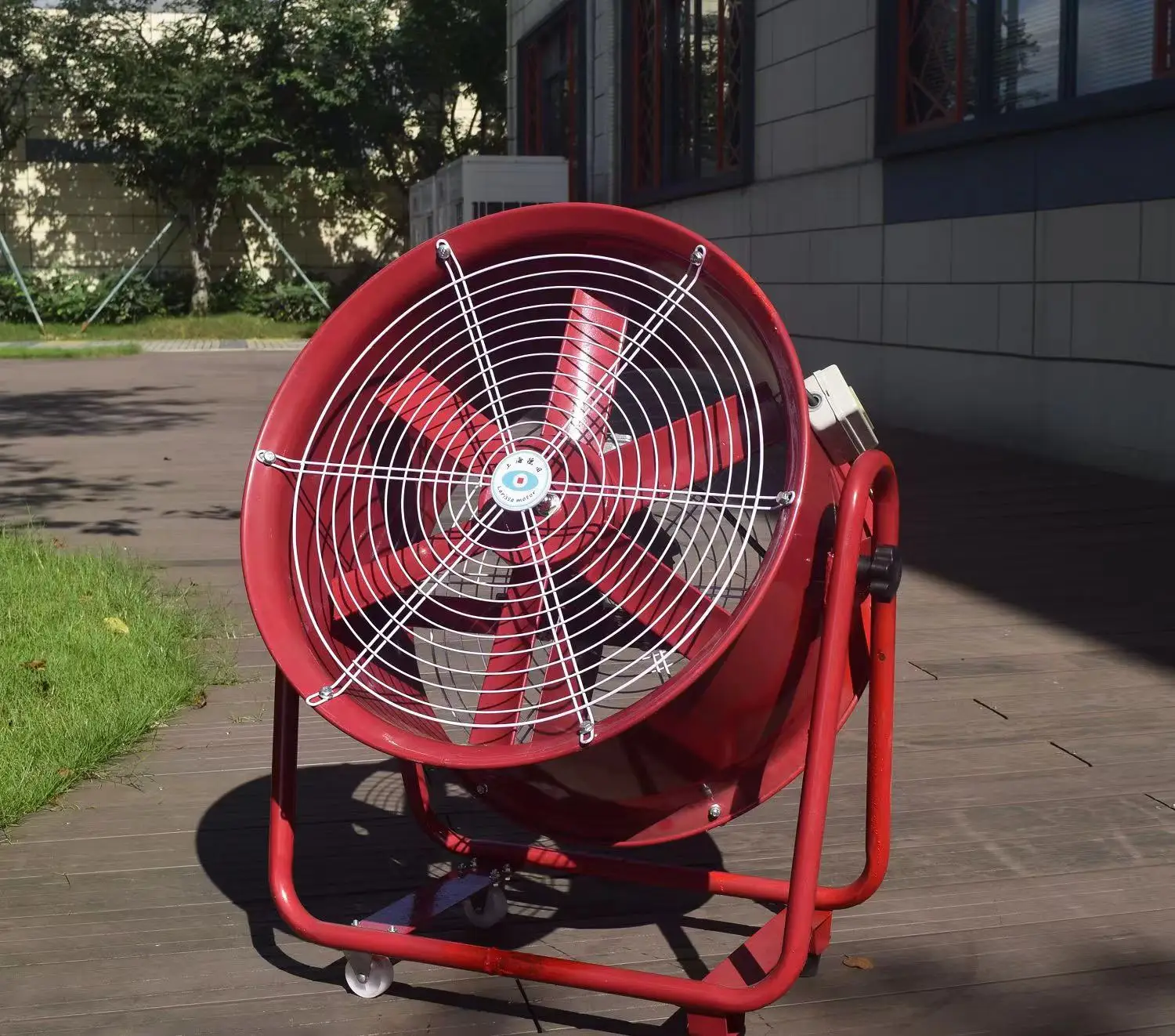 10m 30m 50m  Size Outdoor Waterproof Floor Standing Mobile Industrial Fan