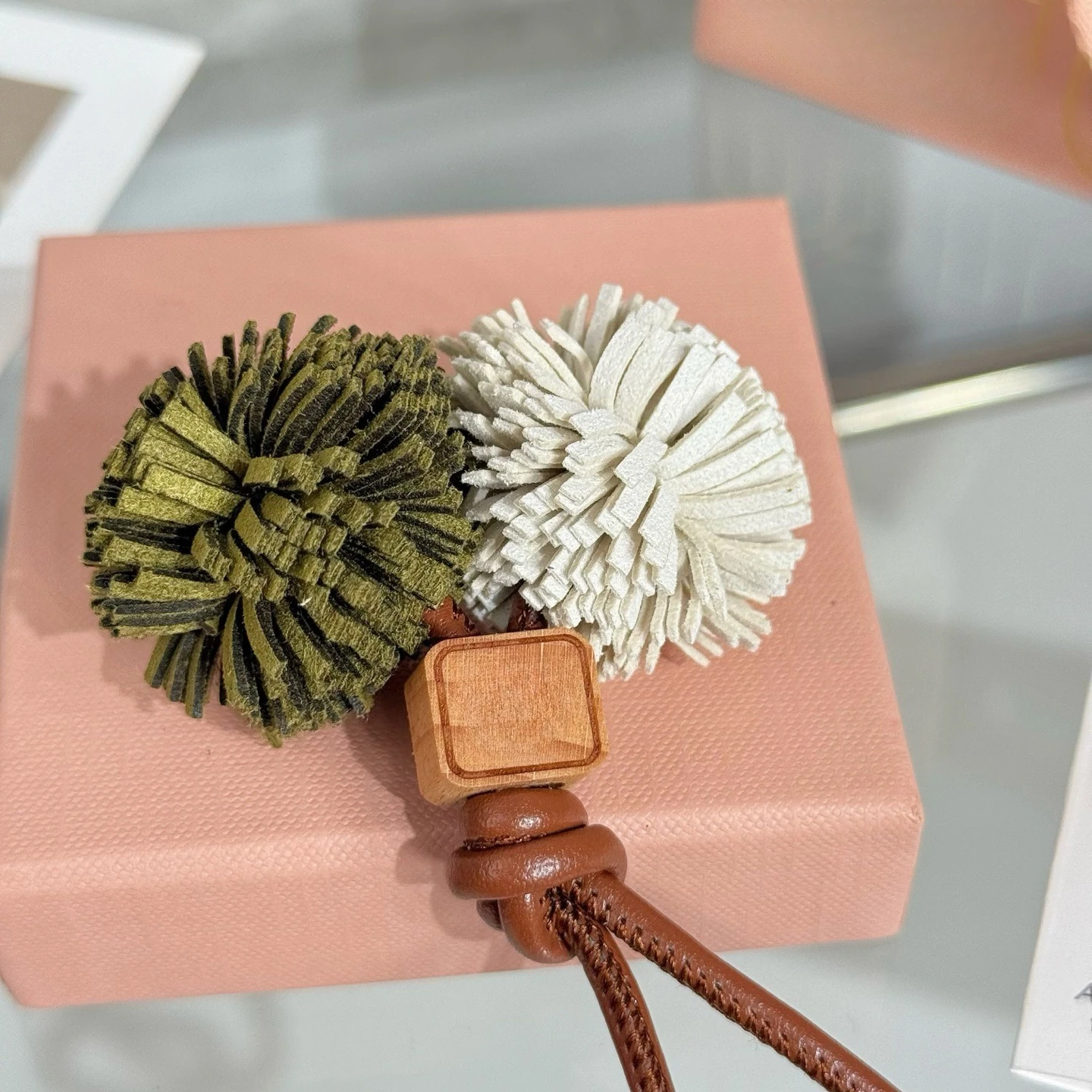 Luxe en stijlvolle dameshandta - Luxury Bags Europe recensie en prijs