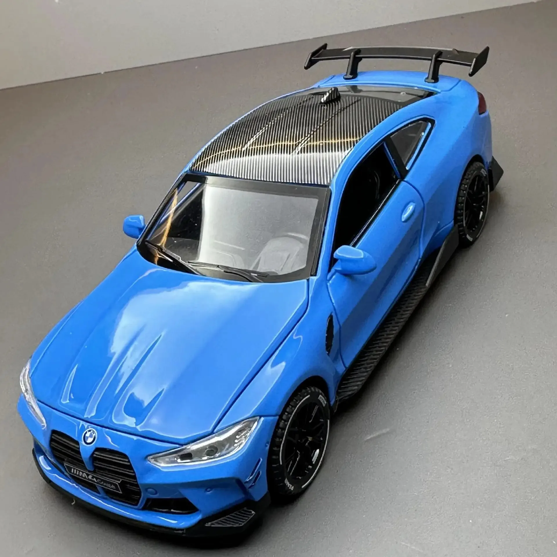 1:32 BMW M4 Alloy Racing Car Model Diecasts Metal Sports Car Model Collection Sound and Light High Simulation Childrens Toy Gift