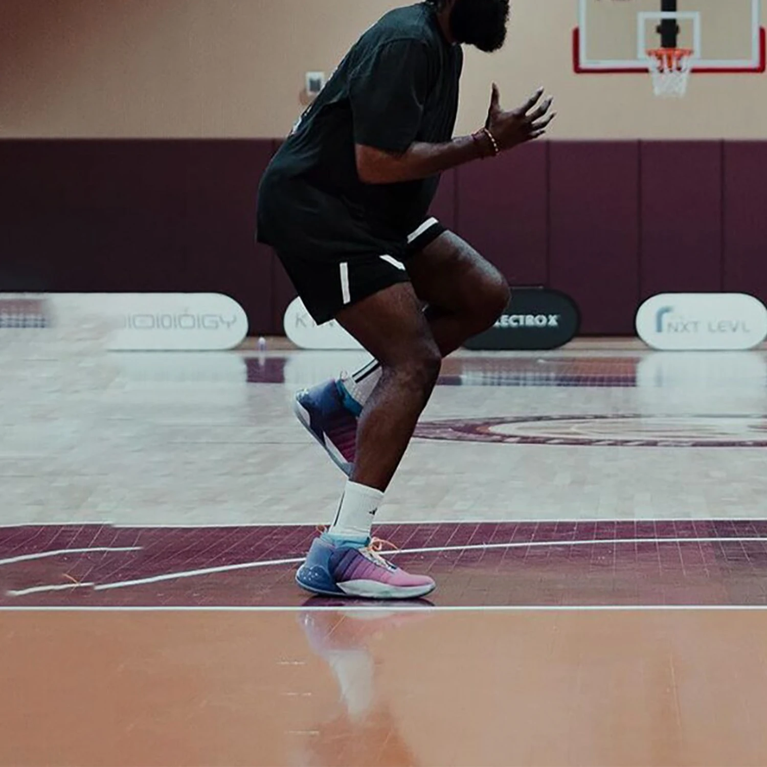 

Оригинальные баскетбольные кроссовки Adidas HARDEN VOLUME 7, унисекс с мягкой подкладкой IH7708