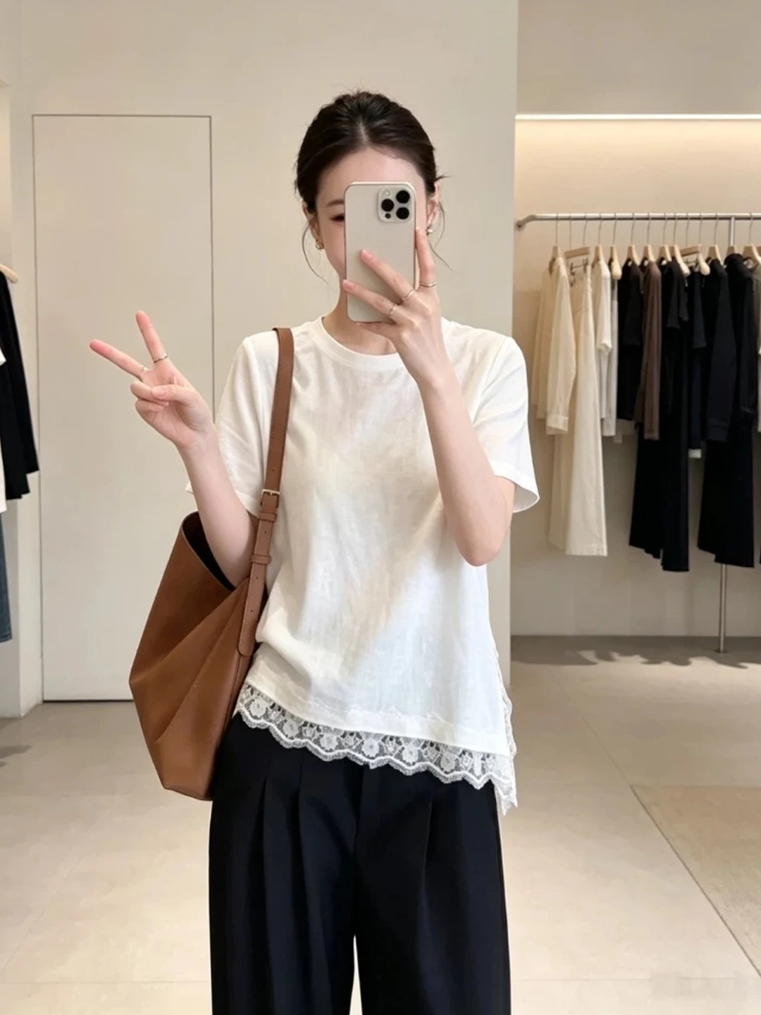 White Lace Trim Short Sleeve T-Shirt Women's Summer 2026 New plus Size Beautiful Top Korean Style Creative Design Commute Wind