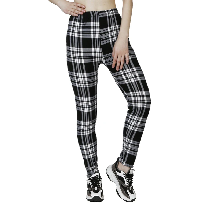 Black and White Checkered WOMEN\'S Sports and Fitness Leggings