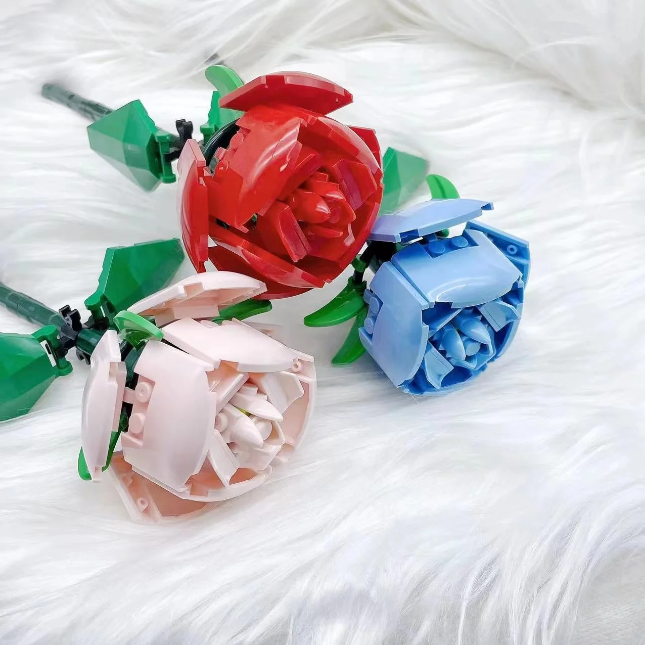 Building Blocks Bouquet Model Creative Romantic Red/Pink/Blue Rose Bouquet Love DIY Building Blocks Set Toy Girls Birthday Gift