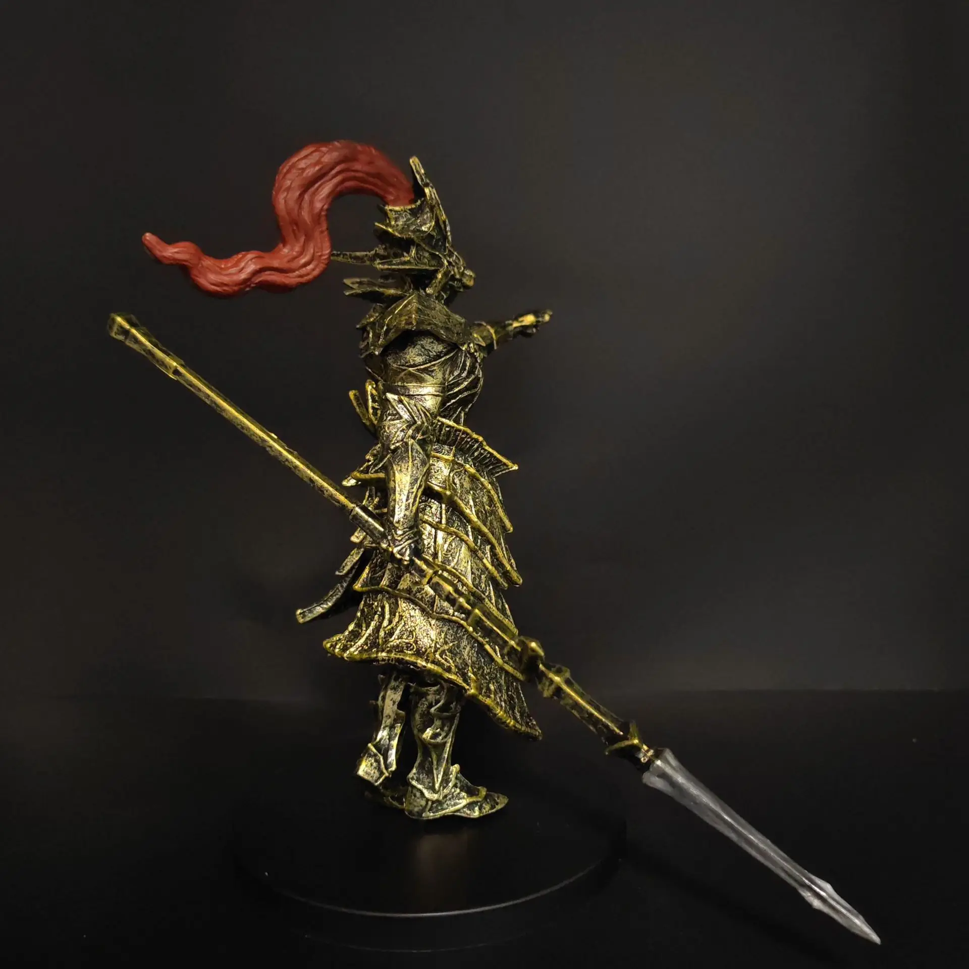 Dark Souls Dragon Slayer Ornstein Anime Actionfigur, Sammlerstück, Kriegsspiel-Miniatur, Desktop-Dekoration für Spieleliebhaber – Detail 7