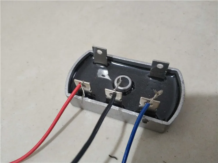 ใหม่สําหรับ Low-Speed Three-Phase แม่เหล็กถาวร Brushless AC Brushless WIND Generator บัลลาสต์ 200W มือไฮดรอลิก 12 V-300V