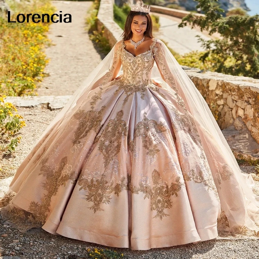 

Lorencia Rose Quinceanera Dress Ball Gown Gold Lace Applique Beading With Cape Pleat Corset Sweet 16 Vestidos De 15 Años YQD728