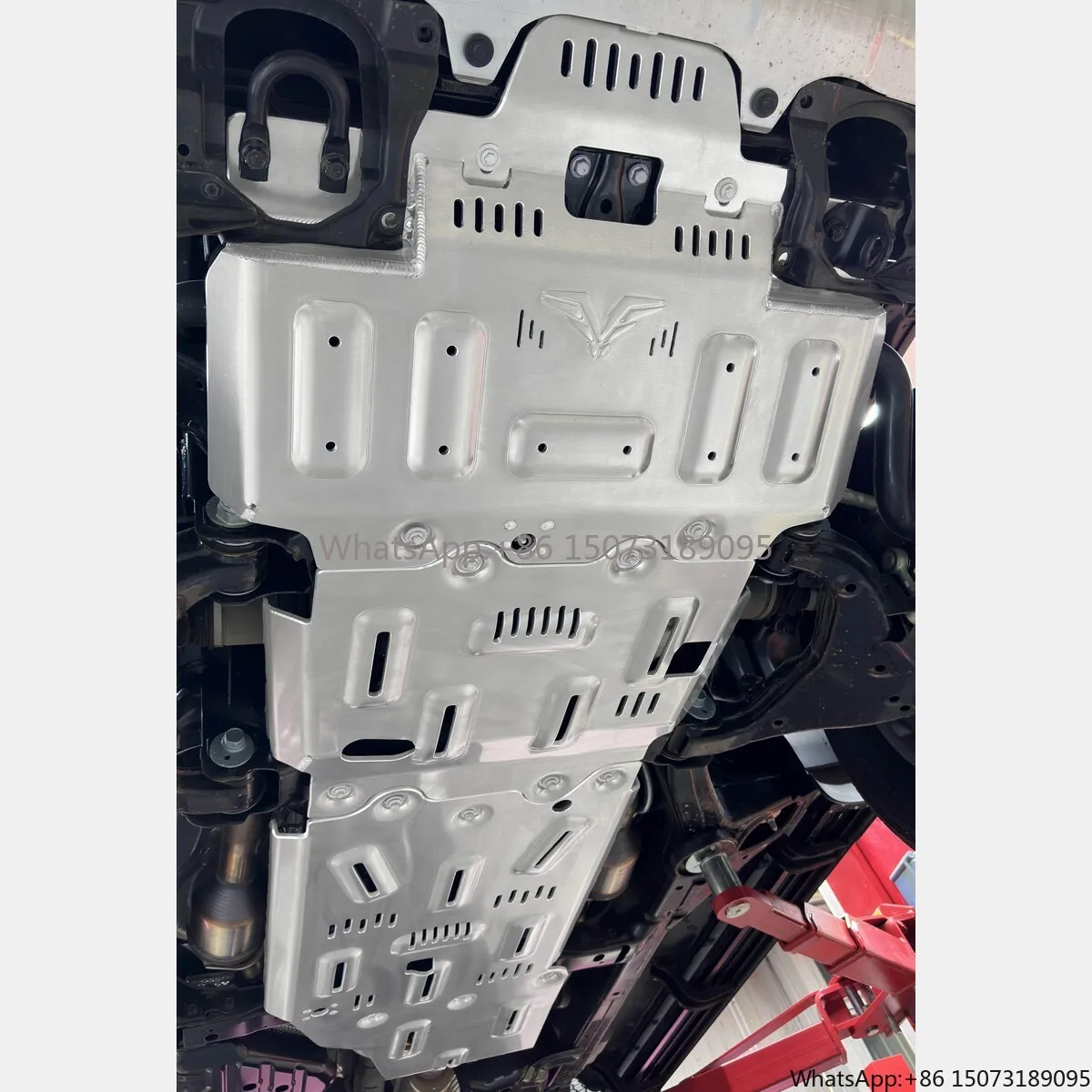 

Factory Direct Al-Mg Alloy Skid Plate Set for LX600 Off Road Underbody Protection