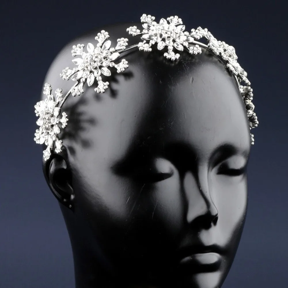 tiara-de-luxo-com-strass-em-formato-de-floco-de-neve-exquisita-e-elegante-tiara-floral-para-noivas-diadema-brilhante-e-deslumbrante-para-eventos-e-bailes