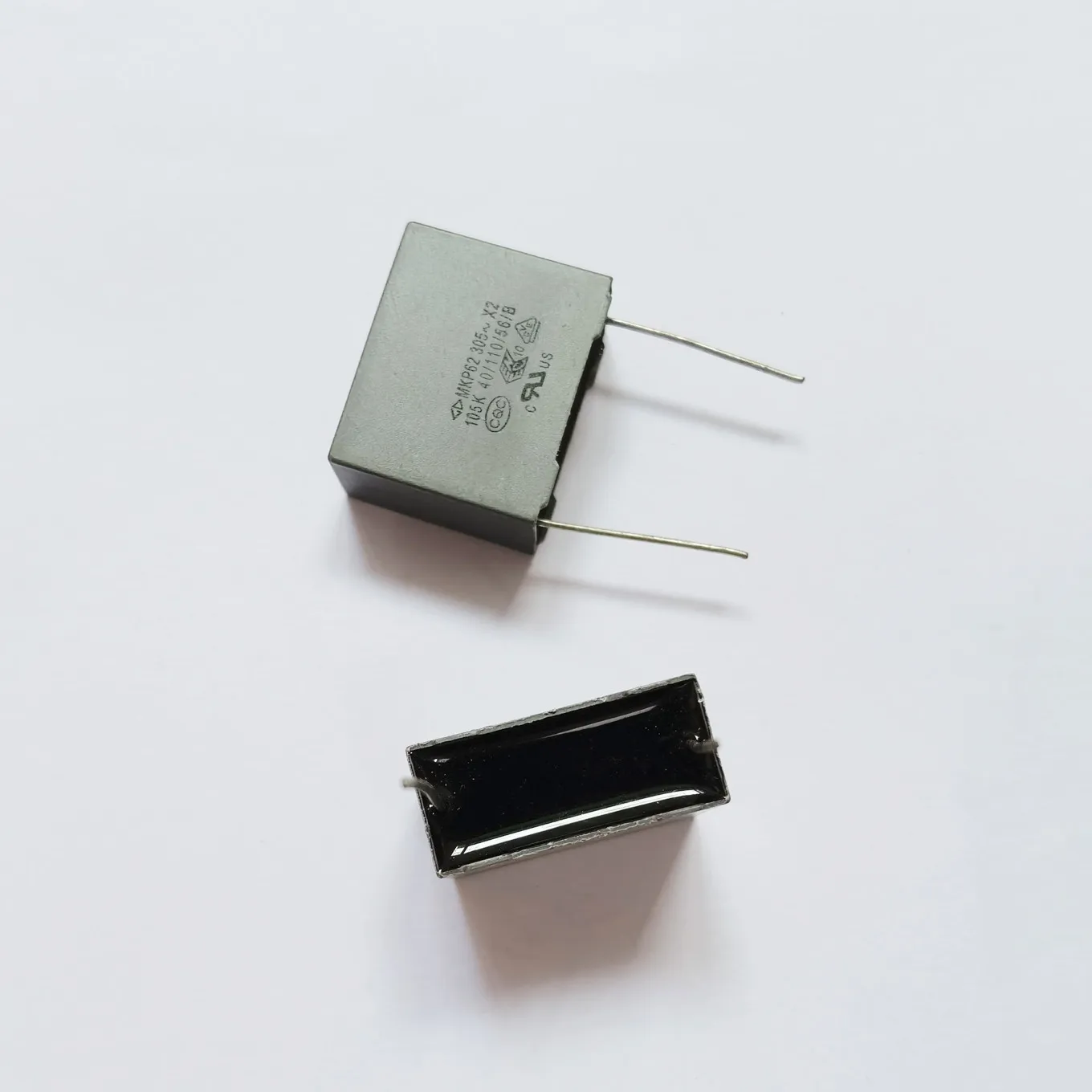 Original New 100% C42Q2105K9FC000 farad film capacitor MKP62 X2 105K 305VAC 1UF 305V (Inductor)