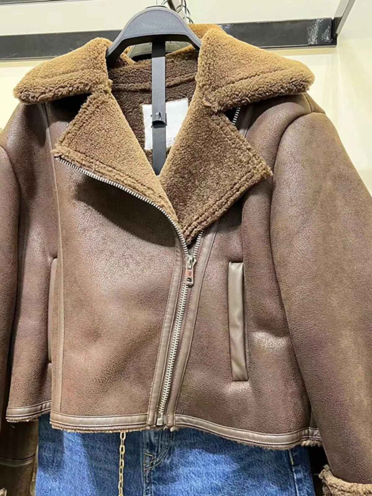 

Autumn Winter Women's ort Double-Sided Collar Leather Fur Inteated Long Sve Jaet Versatile Outerwear New Arrival