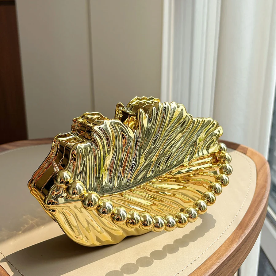 Acrylic shell clutch bag three-dimensional leaf French retro style acrylic evening bag with beaded handle banquet handbags Bolsa