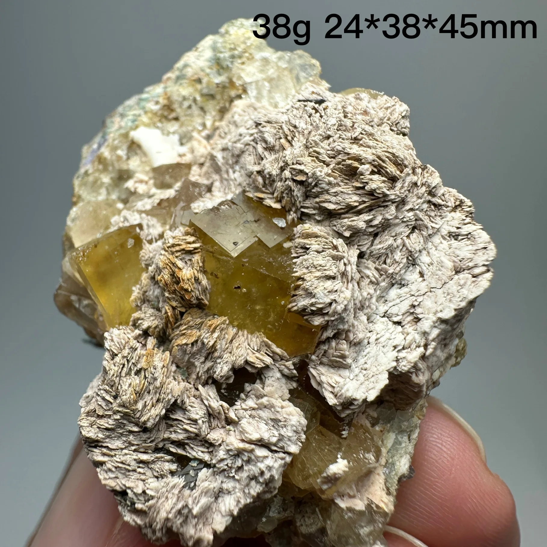 Natural Beijing yellow cube fluorite and barite Symbiosis mineral specimens + healing quartz crystals and stones rock gemstone
