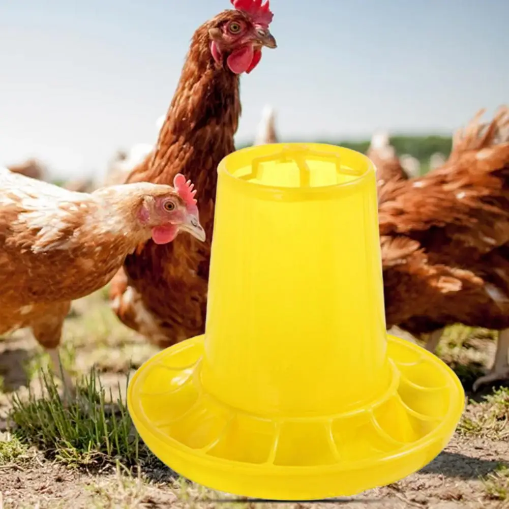 Convenient Chicken Feed Bucket Easy Use PE Strong Toughness Portable Poultry Feeder for Garden