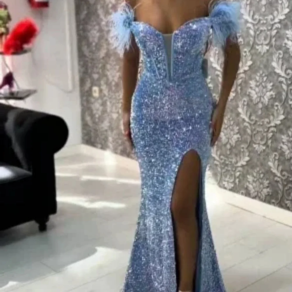 2024 Elegant Sky Blue Sequin Prom Card Shoulder Sleeveless Side Slit Evening Gown Back Strap Strap Special Occasion Gown