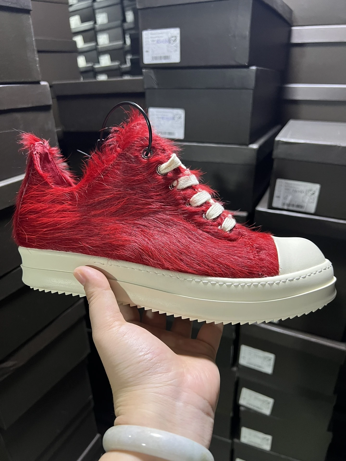 

Red Long Horsehair Low Cut Casual Shoes Sports Quality Fashion Design for Men And Women Classic Comfortable Slip-On