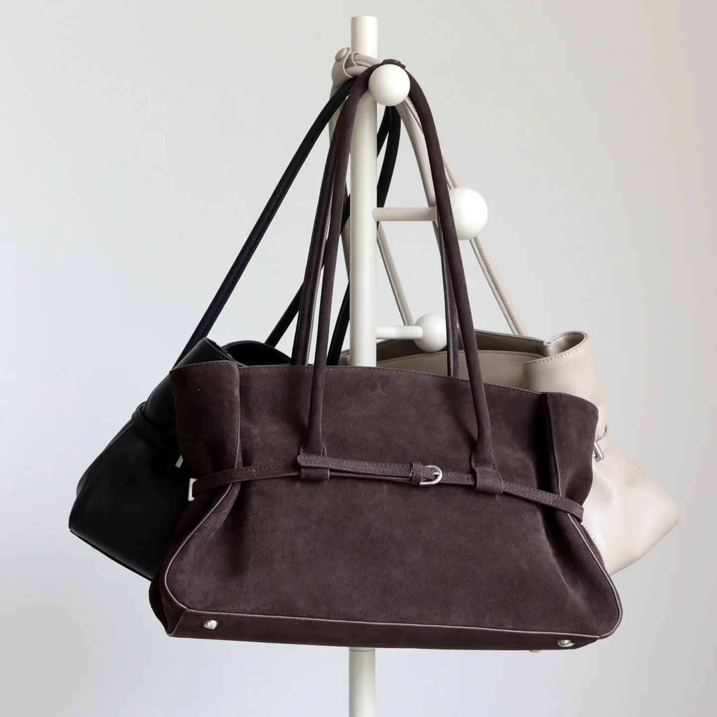 Suede 40cm Oversized Women's Cowhide Tote Bag New Niche Belt Buckle Design Large Capacity Vintage Genuine Leather Shoulder Bag