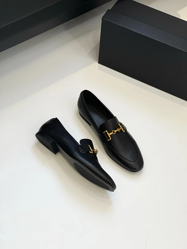 Withered French Minimalist Gold Buckle Sheepskin Flat Shoes Casual Commuter Loafers Women Fashion Elegant Black