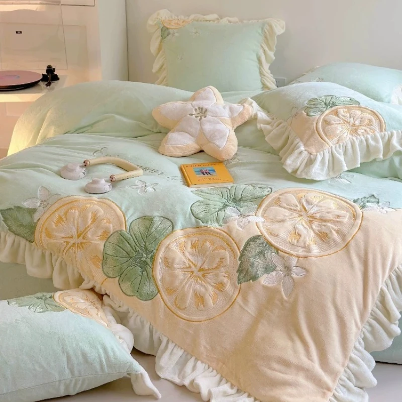 Cute Cartoon Lemon Milk Velvet Four Piece Set Winter Thick Double-sided Plush Coral Velvet Duvet Cover Girls'bedding