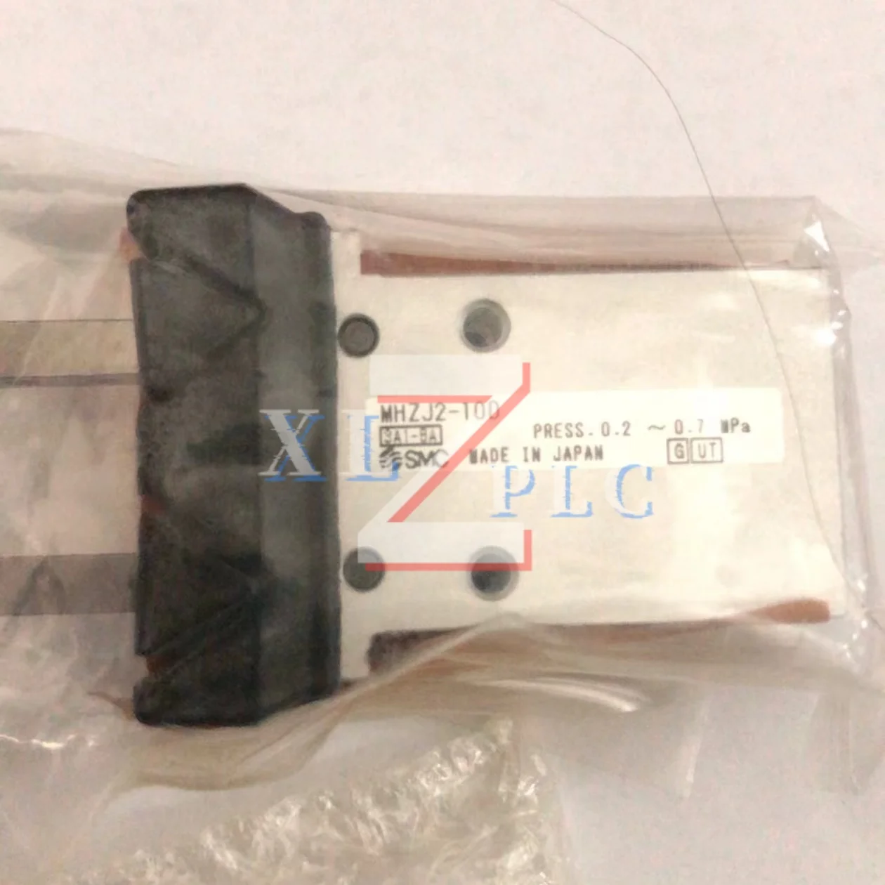 MHZJ2-10D MXQ6L-20 新品、箱入り、空気圧式フィンガー