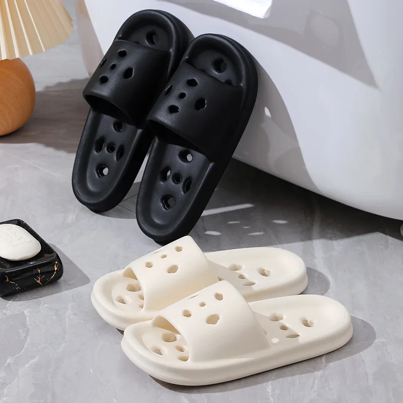 

New model EVA Unisex Men Shoes Flat Hollow Bathroom Home Slippers Fashion Outdoor Beach Slippers Slippers for Women non-slip