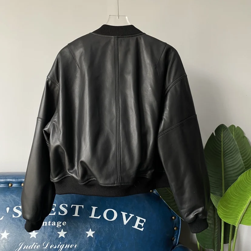 Damska kurtka bejsbolówka ze skóry naturalnej, luźny krój, wyszczuplająca, nowość zima 2023, ocieplana bawełną, mały rozmiar, odzież wierzchnia.