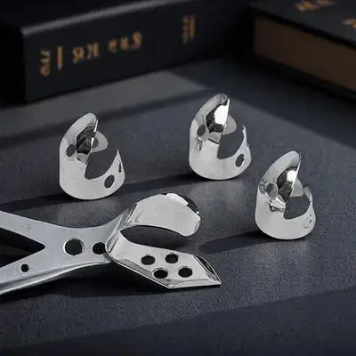 

4Pcs Metal Finger Picks Multi-Functional Guitar Accessory Durable Easy to Use for Acoustic Banjo Ukulele Players