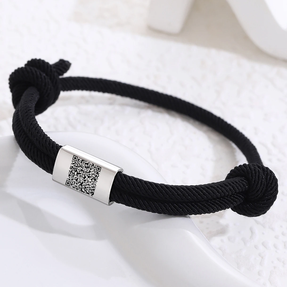 

Personalized Customized Bracelet For Men Free Engrave QR Code Barcode Adjustable Chain DIY Jewelry Birthday Valentine's Day Gift
