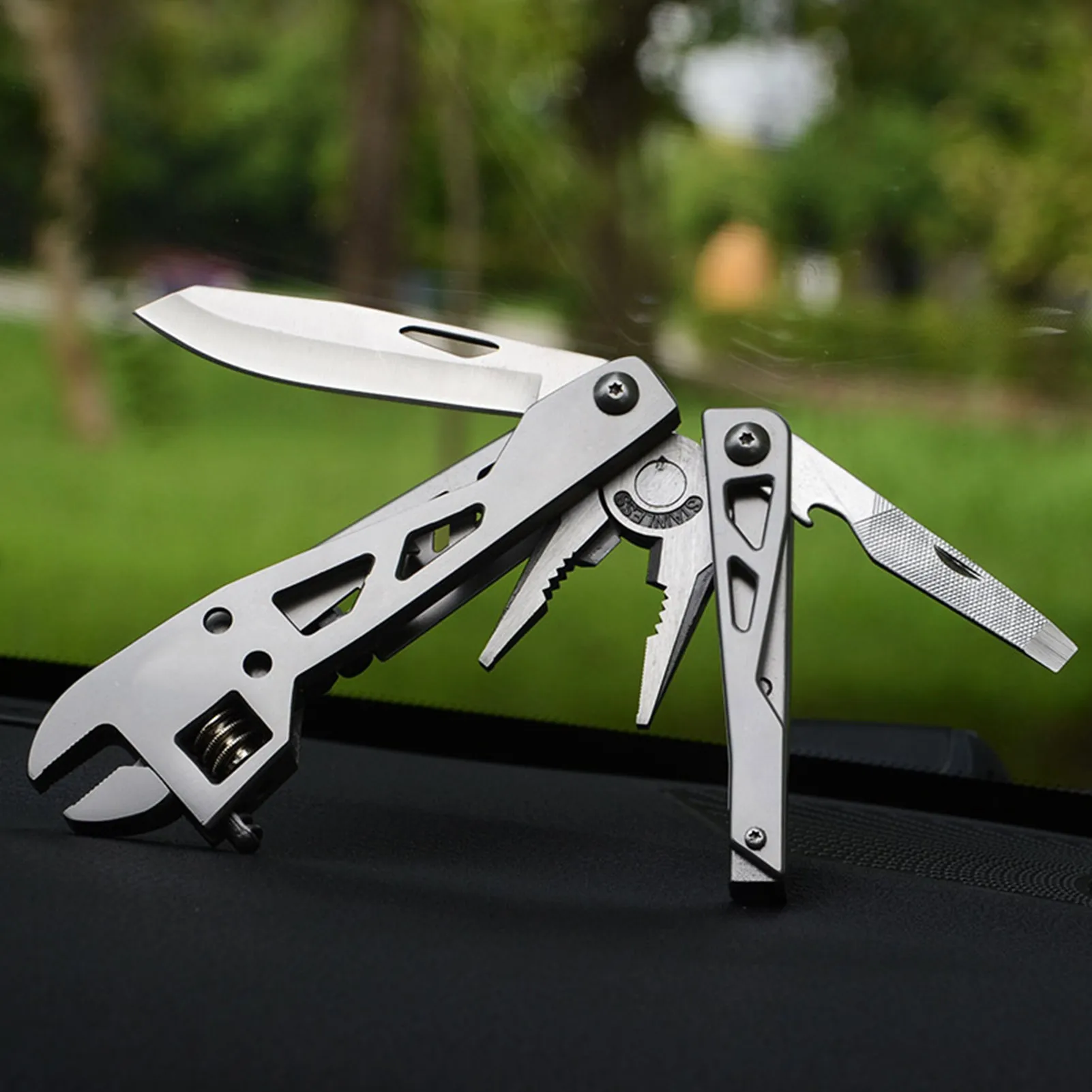 10 In 1 Adjustable Multi-Tool Wrench Portable Folding Wrench Plier Multipurpose Tool For Home Multifunctional Tools For Camping